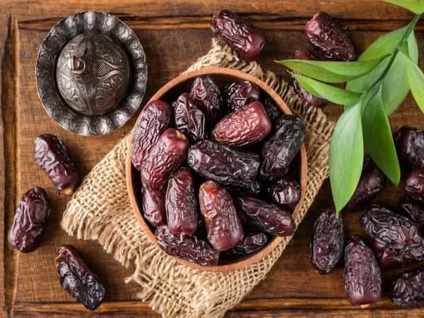 قیمت خرید خرما مجول هرمزگان + طرز تهیه