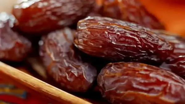 قیمت خرید خرما مضافتی عمده + تست کیفیت